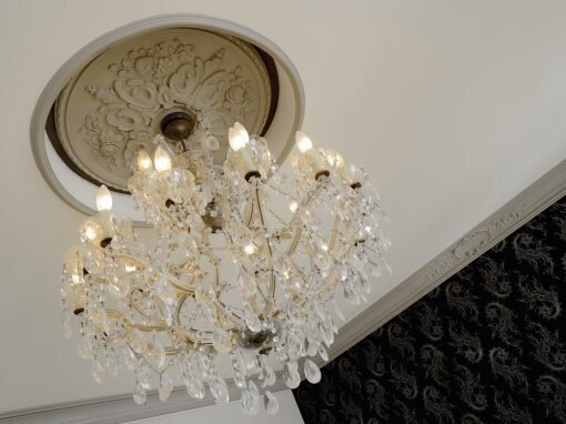 R12 Arstyl Ceiling Rose Room Shot