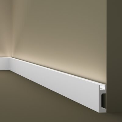 IL10 2m WALLSTYL® Skirting Board with LED light diffuser