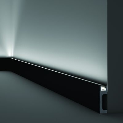 IL10 BLACK 2m WALLSTYL® Skirting Board with LED light diffuser